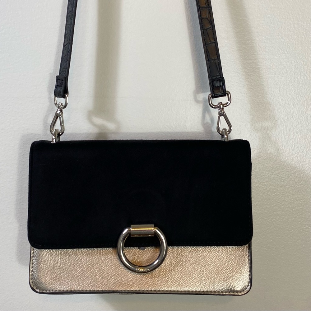 Carpisa Kuvera  Mettalic Pebble Grain Faux Leather Structured Bag Cross Body